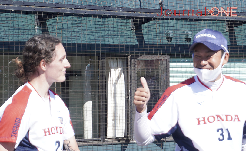 JDリーグ プレーオフ1回戦 ホンダ・加藤コーチとフォード投手