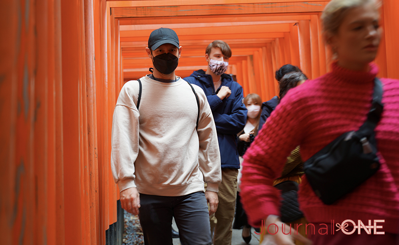 NMUN 模擬国連世界大会 京都 伏見稲荷大社視察 神戸市外国語大学 鈴木亜月記者 -Journal-ONE撮影