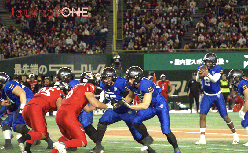 アメリカンフットボール RICE BOWL パナソニックインパルスのジェイロン・ヘンダーソン選手(Jaylon Henderson) -Journal-ONE撮影