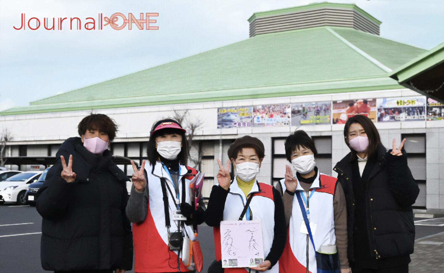 四国を応援! VERTZの庄司奈々選手、辻井美波選手がJR四国の観光列車 伊予灘ものがたりで女子旅!-Journal-ONE撮影