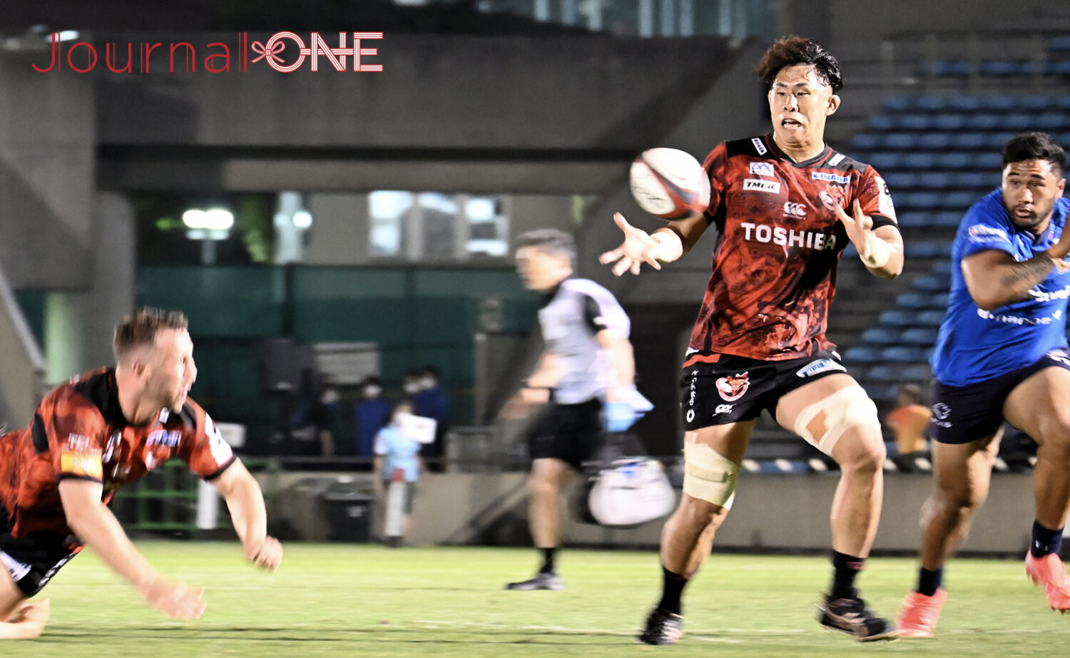 ラグビー リーグワン 最終戦で意地を見せる東芝ブレイブルーパス東京-Journal-ONE撮影