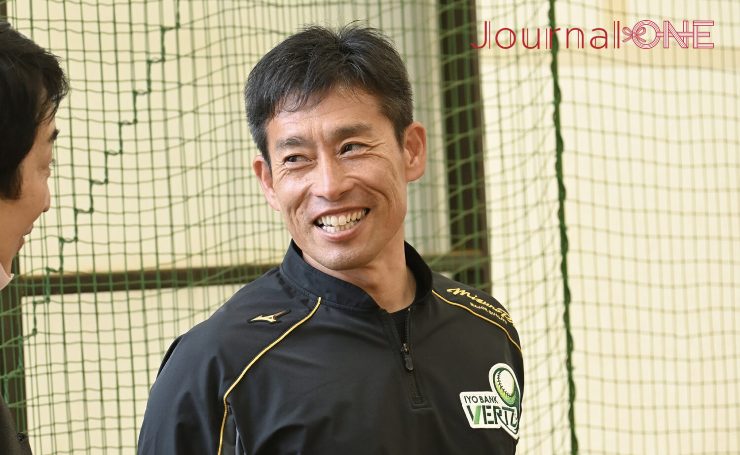 JDリーグ・伊予銀行の石村寛監督-Journal-ONE撮影