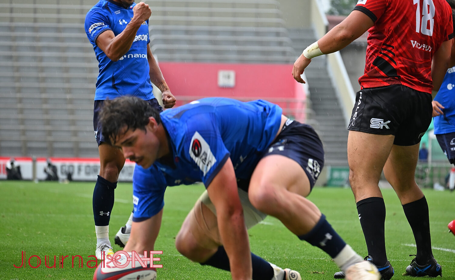 ジャパンラグビー リーグワン プレーオフ 埼玉パナソニックワイルドナイツvs横浜キヤノンイーグルス W杯2023日本代表で活躍が期待されるディラン・ライリー Dylan Riley(Panasonic)のトライ-Journal-ONE撮影