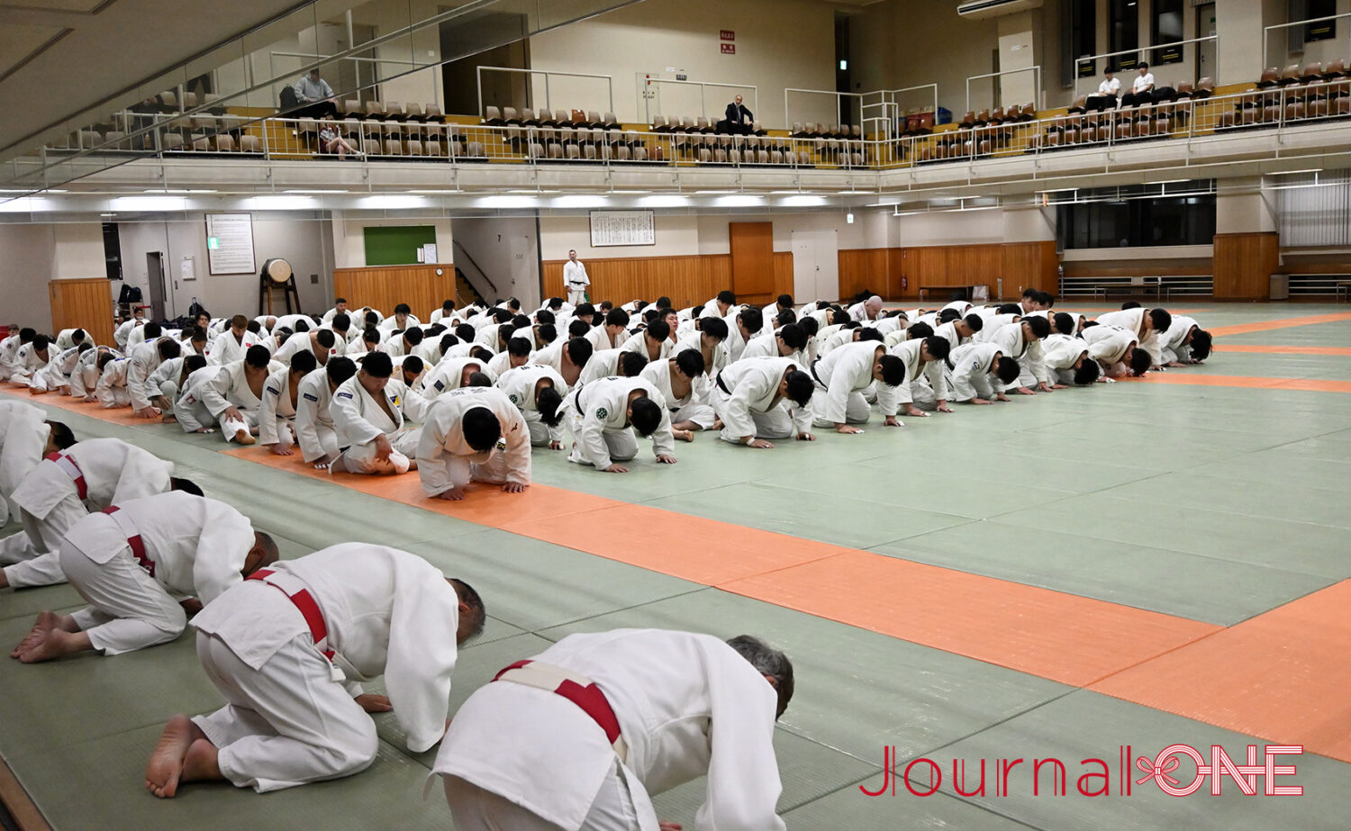 柔道の総本山・講道館の大道場での稽古風景-Journal-ONE撮影