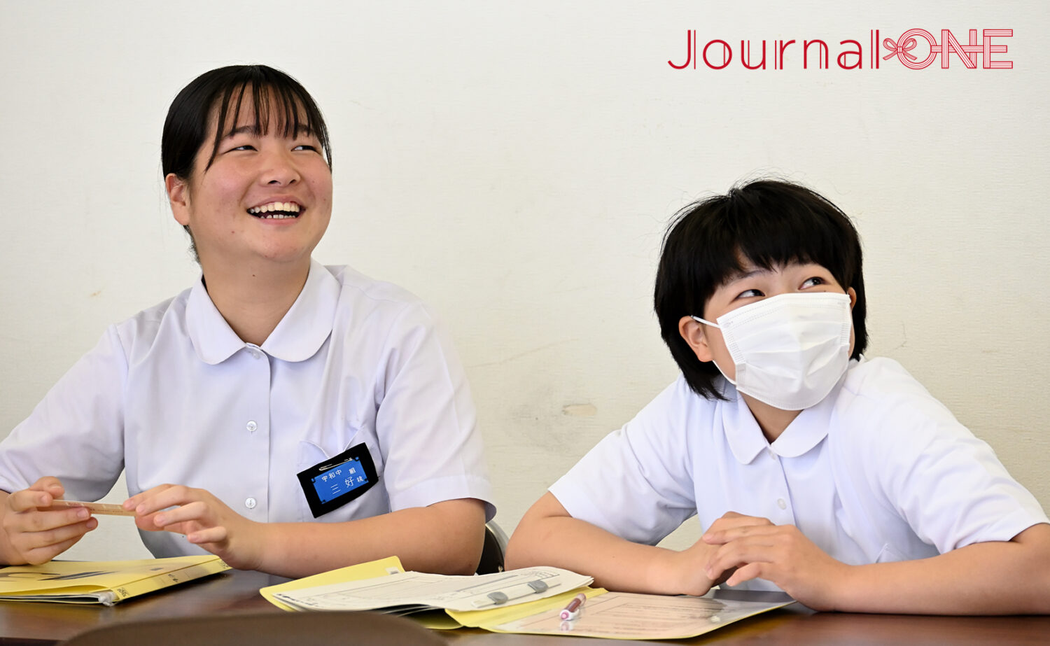 女子ソフトボール JDリーグ交流戦 最終戦 伊予銀行ヴェールズと交流を深めた西予市立宇和中学校ソフトボール部の皆さん-Journal-ONE撮影
