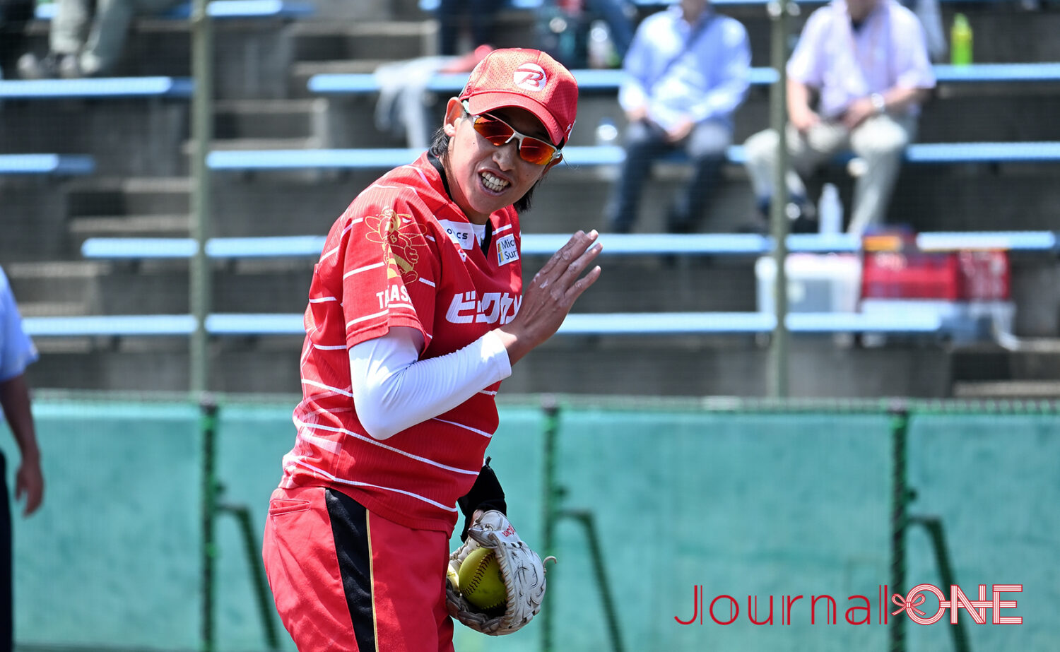 女子ソフトボール JDリーグ交流戦 ビックカメラ高崎ビークイーンの上野由岐子投手-Journal-ONE撮影