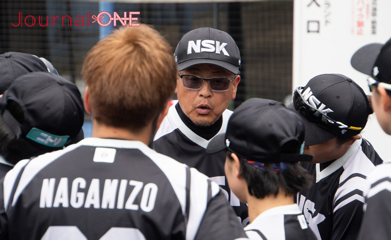 女子ソフトボール JDリーグ交流戦 日本精工ブレイブベアリーズの森澤 隆行監督-Journal-ONE撮影