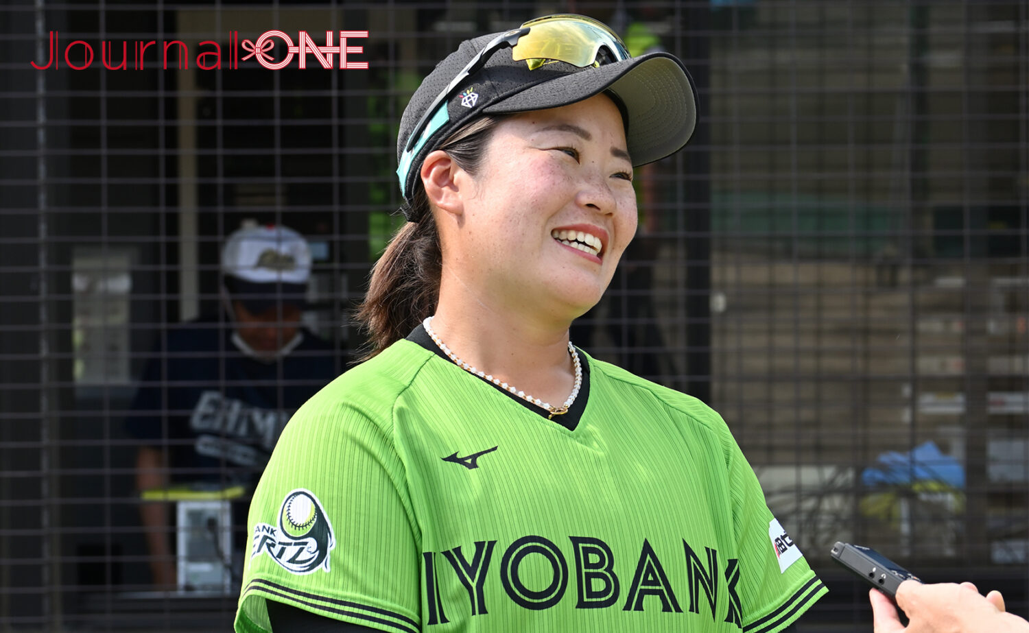女子ソフトボール JDリーグ交流戦 最終戦で先制のソロ本塁打を放った本間 紀帆選手(伊予銀行ヴェールズ)-Journal-ONE撮影