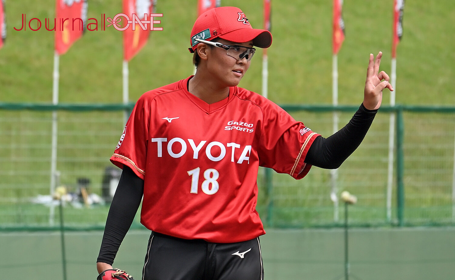 女子ソフトボール JDリーグ交流戦 予備節 トヨタレッドテリアーズ 好救援で13勝目を挙げた後藤希友投手-Journal-ONE撮影