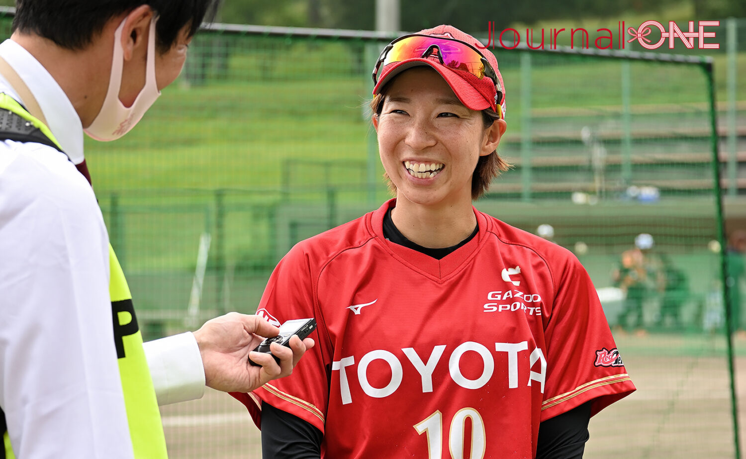 女子ソフトボール JDリーグ交流戦 予備節 トヨタレッドテリアーズ コメントする鎌田 優希選手-Journal-ONE撮影