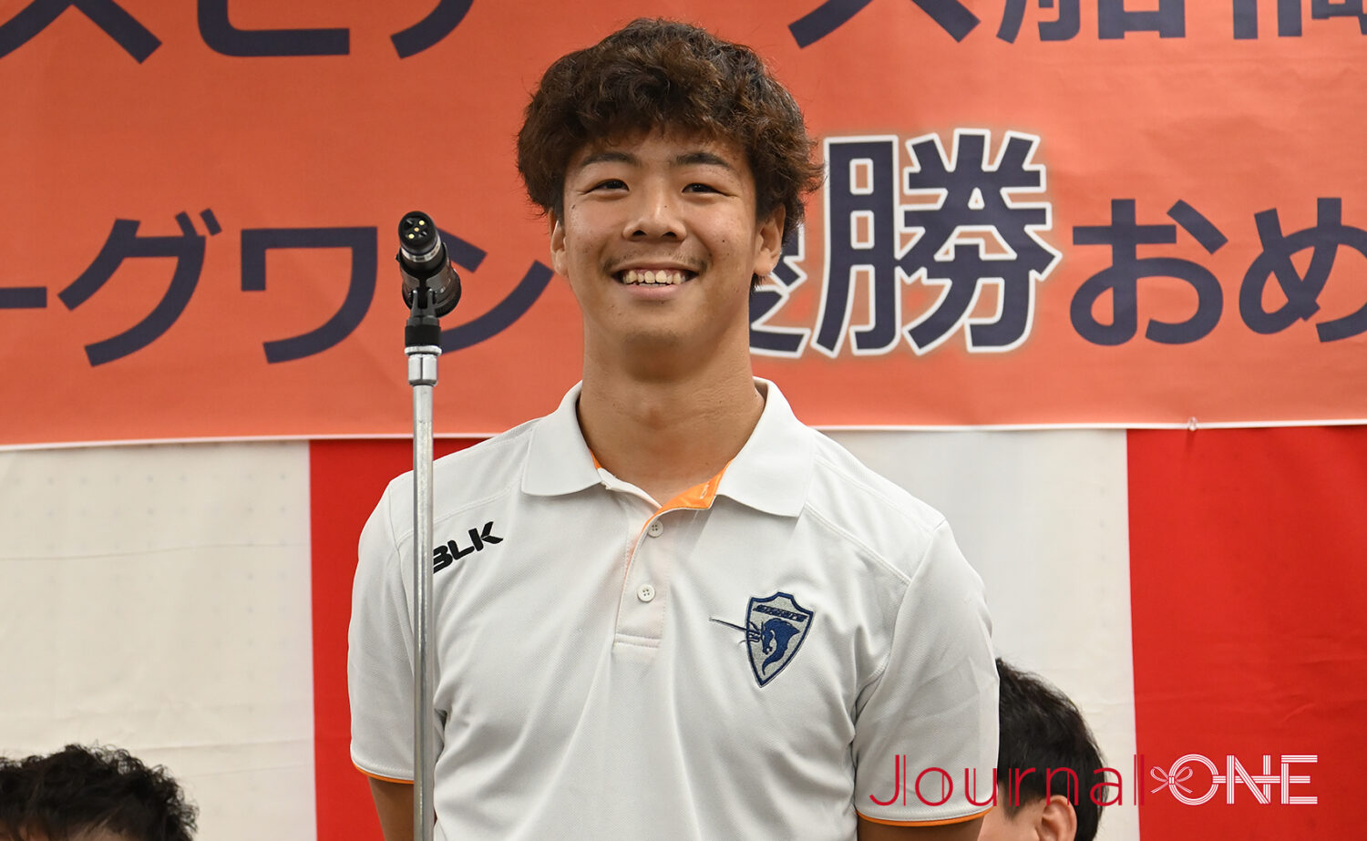 ラグビー リーグワン 優勝したクボタスピアーズ船橋・東京ベイの優勝報告会(船橋市役所)でスピーチする藤原 忍選手-Journal-ONE撮影