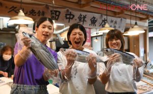 伊予銀行ヴェールズの黒木美紀投手、齋藤明日香選手、瀧川愛海選手-Journal-ONE撮影