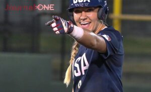 アメリカ製★90年代★当時物 USA  米国 女子 ソフトボール ジャンパー 75191975937a8dc266fdaa3c15814b