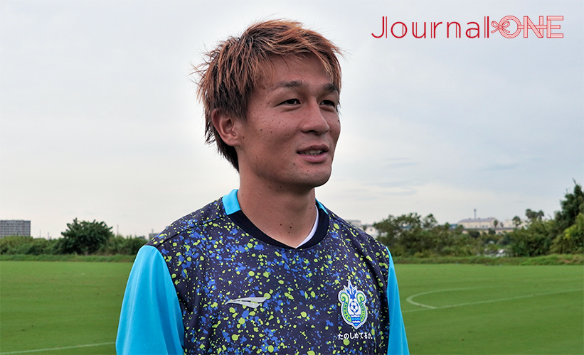 ２３年９月２４日の明治安田生命J１リーグ第２８節、川崎フロンターレ戦へ向けた意気込みを語る湘南ベルマーレの杉岡大暉選手- Jounal-ONE編集部撮影