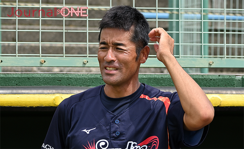 女子ソフトボール JDリーグ後半戦開幕| 日立サンディーバを率いる村山修次監督は高校時代に東海大相模高校で選抜高校野球優勝も果たした名選手-Journal-ONE撮影