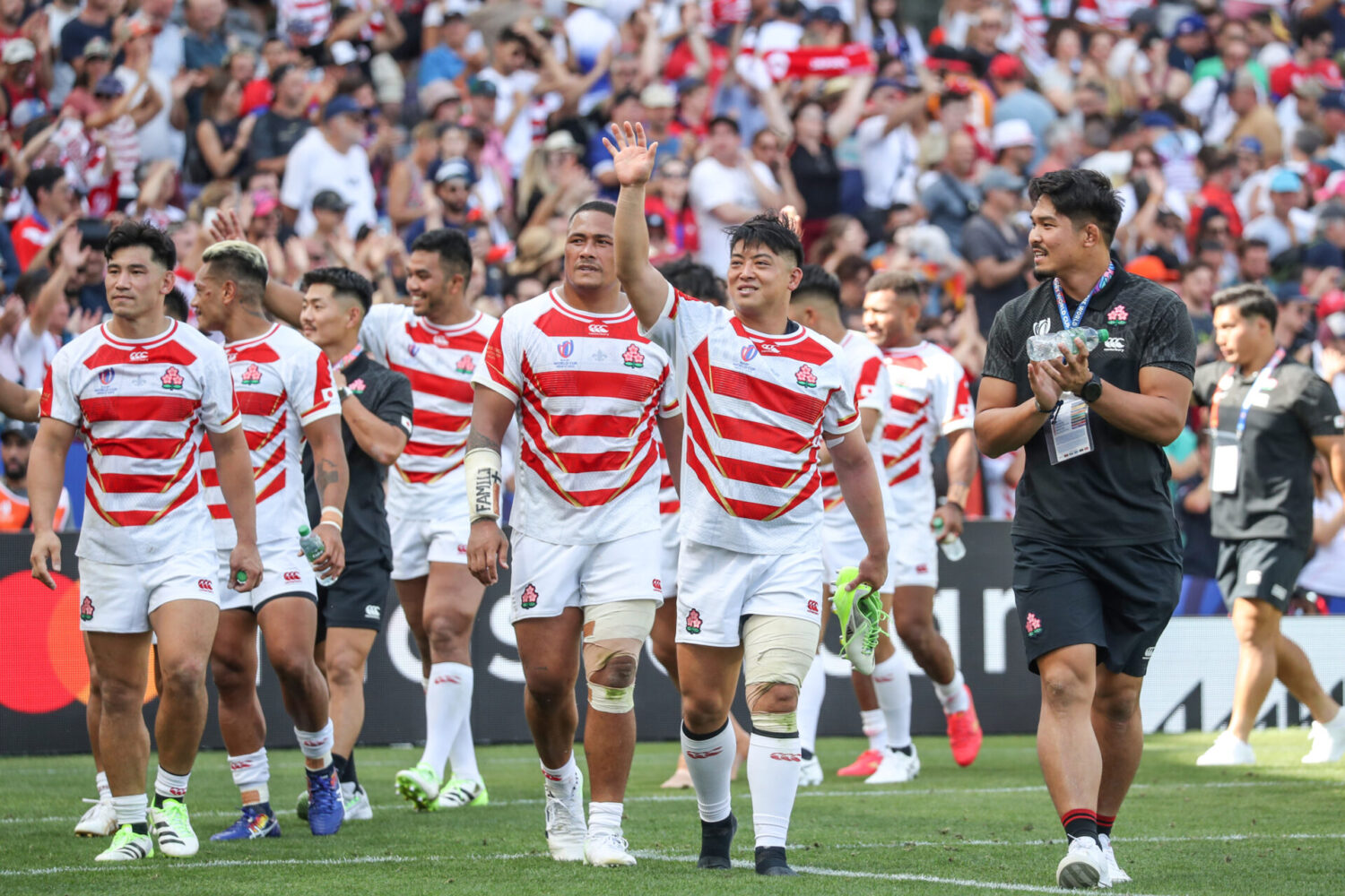 ラグビーワールドカップ2023フランス大会| 日本代表vsチリ代表 勝利した日本代表は観客の声援に応える @JRFU