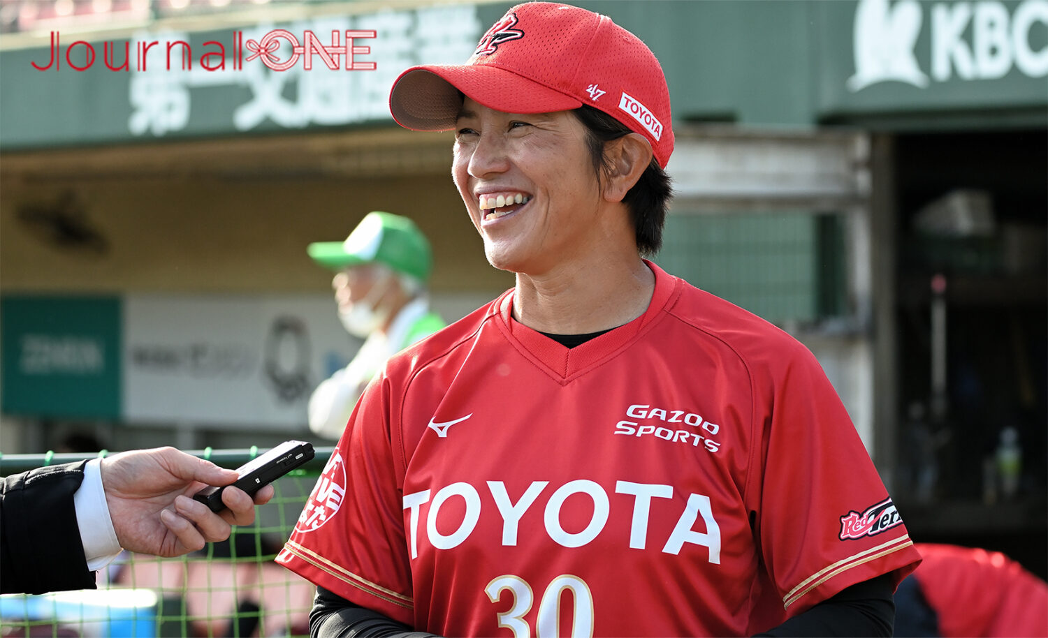 女子ソフトボール JDリーグ第13節| 西地区優勝を決めたトヨタレッドテリアーズの馬場幸子監督は悲願の日本一へ抱負を語る-Journal-ONE撮影