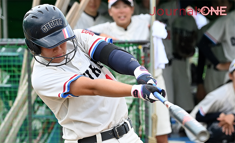 ソフトボール 全日本総合選手権| JDリーグの伊予銀行ヴェールズに健闘した中京大学の主将の市川 愛渚（ひな）選手（星野高）（佐賀県白石町にて）-Journal-ONE撮影