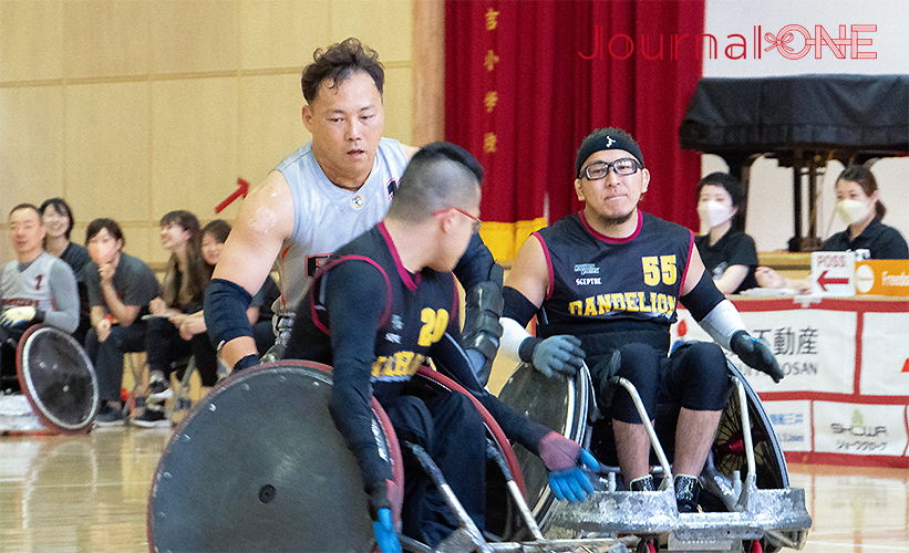 車いすラグビー日本選手権予選 福岡大会| 地元Fukuoka DANDELIONの日本代表・草場龍治選手は代表主将の池暢透選手にマッチアップを挑む-Journal-ONE撮影