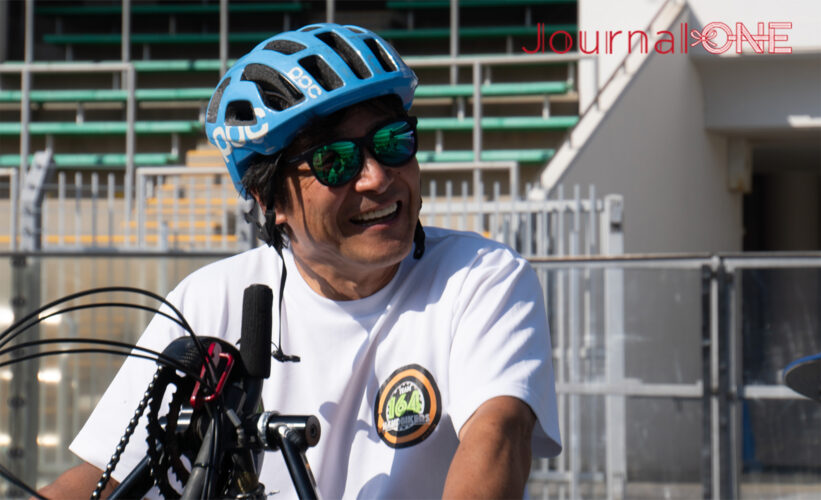 千葉県松戸競輪場でハンドサイクル試乗会| 地元出身の車いすラグビー日本代表の羽賀理之選手(AXE)等が一般の障がい者やパラアスリート達と交流したイベントに参加した1998年のパラリンピック・長野大会等でアルペンスキー日本代表として活躍したパラリンピアン・野島 弘さん-Journal-ONE撮影