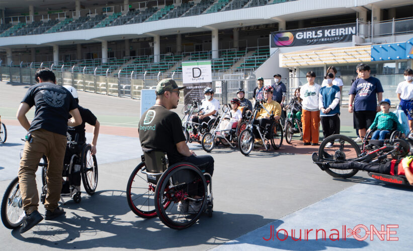 千葉県松戸競輪場でハンドサイクル試乗会| 地元出身の車いすラグビー日本代表の羽賀理之選手(AXE)等が一般の障がい者やパラアスリート達と交流したイベントを主催した三阪洋之氏(TOHOKU STORMERS)-Journal-ONE撮影