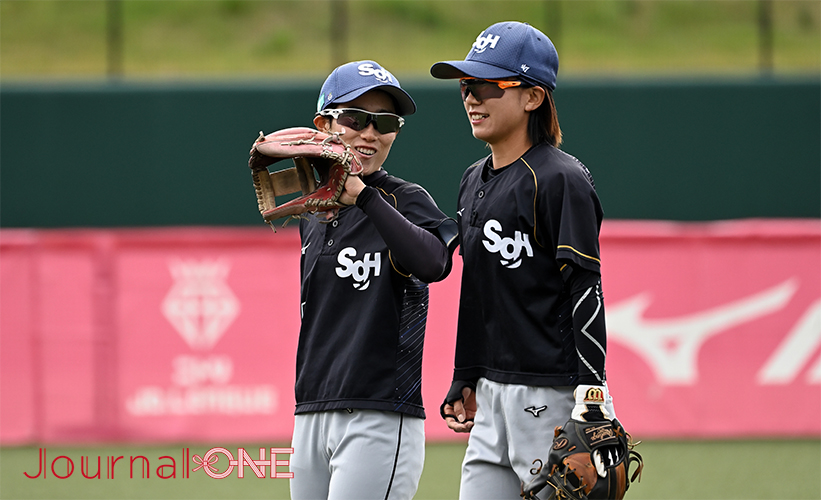 女子ソフト JDリーグ| プレーオフ 1stラウンド SGホールディングスギャラクシースターズは、鉄壁の内野陣が守り抜いて外国人投手を助ける-Journal-ONE撮影