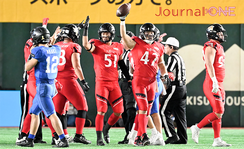 アメリカンフットボールRICEBOWL | 富士通フロンティアーズVSパナソニックインパルス 富士通はLB(ラインバッカー)たちの活躍でパナソニックからターンのバーを奪う-Journal-ONE撮影