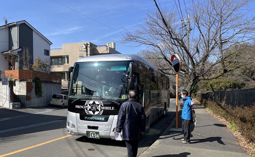 サッカーJ1 町田駅発のシャトルバス降り場は野津田公園西端の”展望広場”近く
