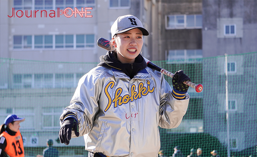 女子ソフトボール JD.LEAGUE | 豊田自動織機シャイニングベガの福重さくら選手が千葉県松戸市で社会貢献活動のクリニックでバッティングを指導-Journal-ONE撮影