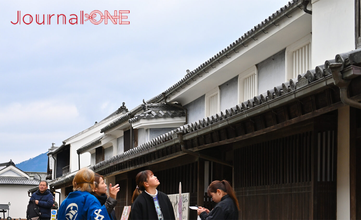 四国を元気に! | JR四国と女子ソフト・伊予銀行ヴェールスの地域創生 川口茉菜,庄村瑠衣､遠藤杏樺の3選手が徳島県美馬市・重要伝統的建造物群保存地区 “うだつの町並み” を散策-Journal-ONE