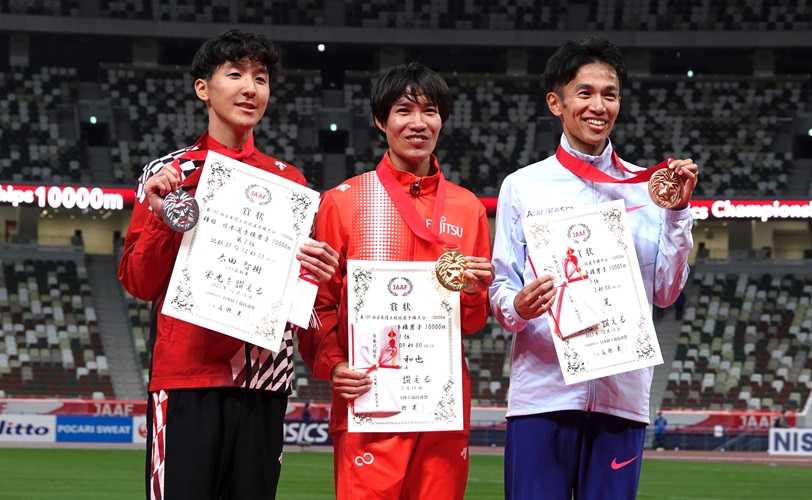 Journal-ONE | 日本選手権10000mは五輪選考競技会として5月3日に開催。写真は日本記録を塗り替え、日本歴代1~3位を占めた男子上位3選手。左から2位・太田、1位・塩尻、3位・相澤