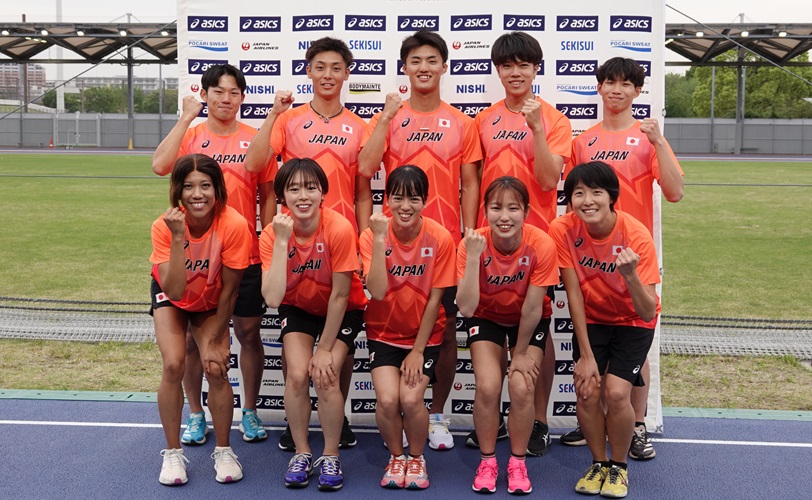 Journal-ONE | 世界リレーで五輪出場権に挑む男女4×100mリレー代表たち(後列左から、木梨嘉紀・上山・ 栁田・三輪颯太・山本匠真、前列左から、君嶋愛梨沙・青野朱李・山形愛羽・三浦愛華・鶴田玲美)