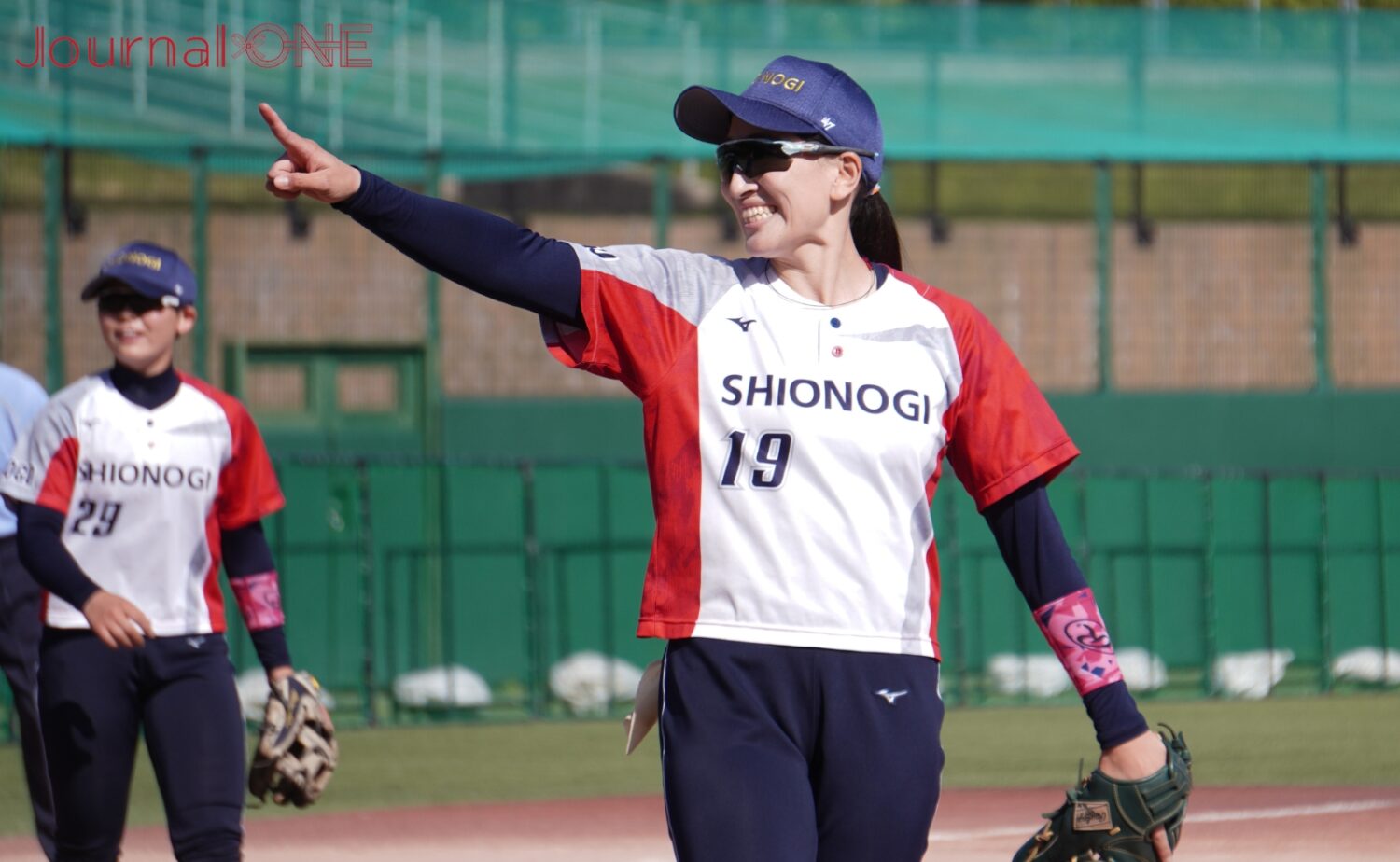 JournalーONE | ソフトボール・JDリーグの第7節 東海理化vsシオノギ 信田 沙南(シオノギ)6回を三者凡退の好リリーフを確認みせる