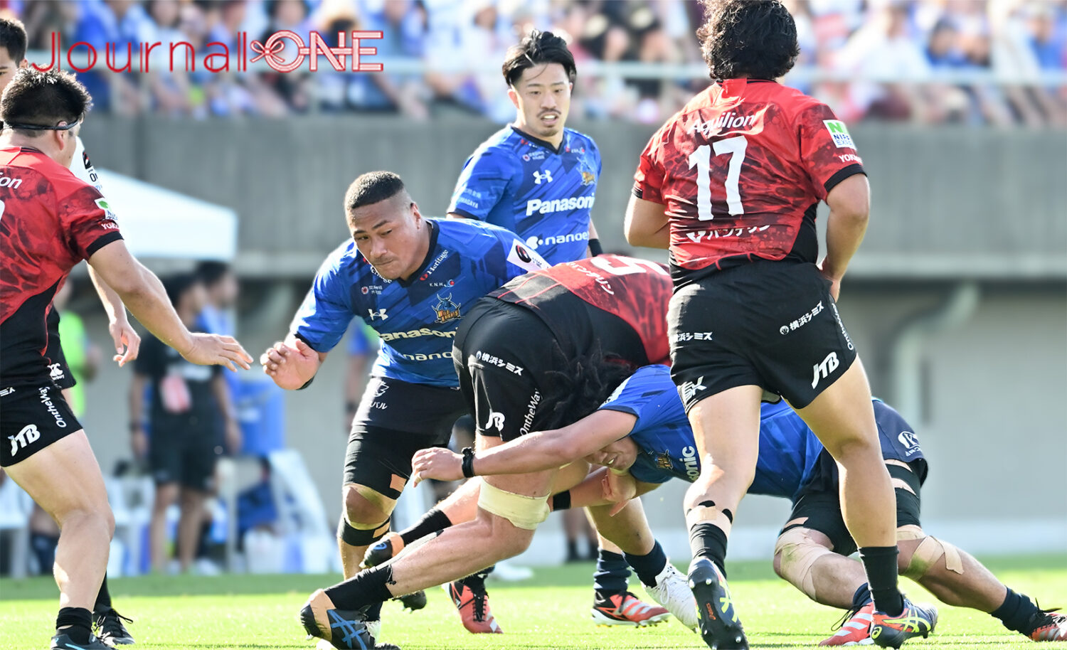 Journal-ONE | ラグビーリーグワン準決勝 埼玉パナソニックワイルドナイツvs横浜キヤノンイーグルス ヴァルアサエリ愛(埼玉WK)は低いタックルとキラーパスで勝利に貢献した