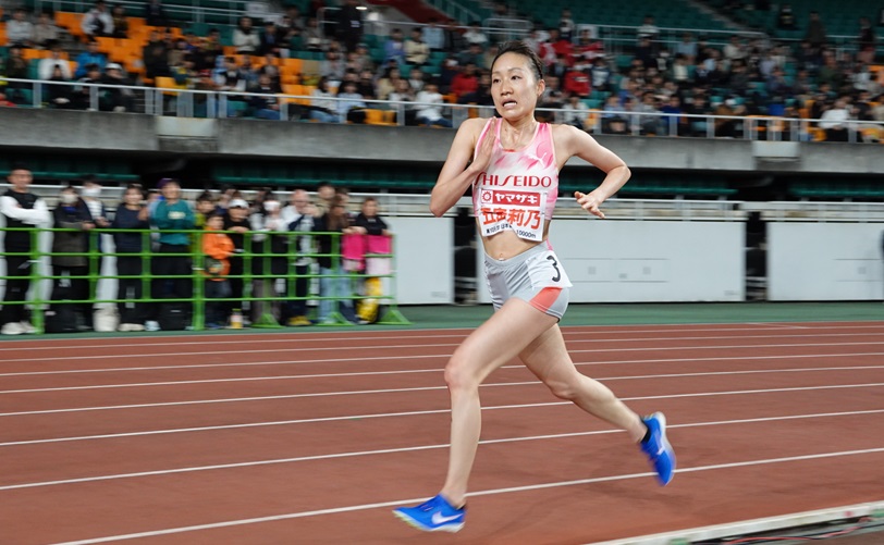 Journal-ONE | 気迫に満ちたレースを展開する五島莉乃。日本選手権女子10000m初優勝