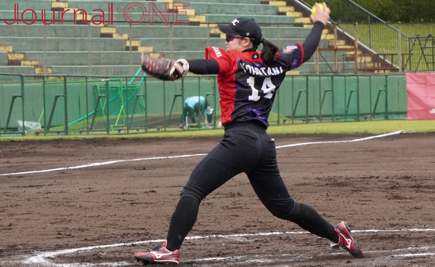 Journal-ONE | JDリーグ ソフト NECvs伊予銀行 地元連勝を託され力投する横谷瑞希(NEC)