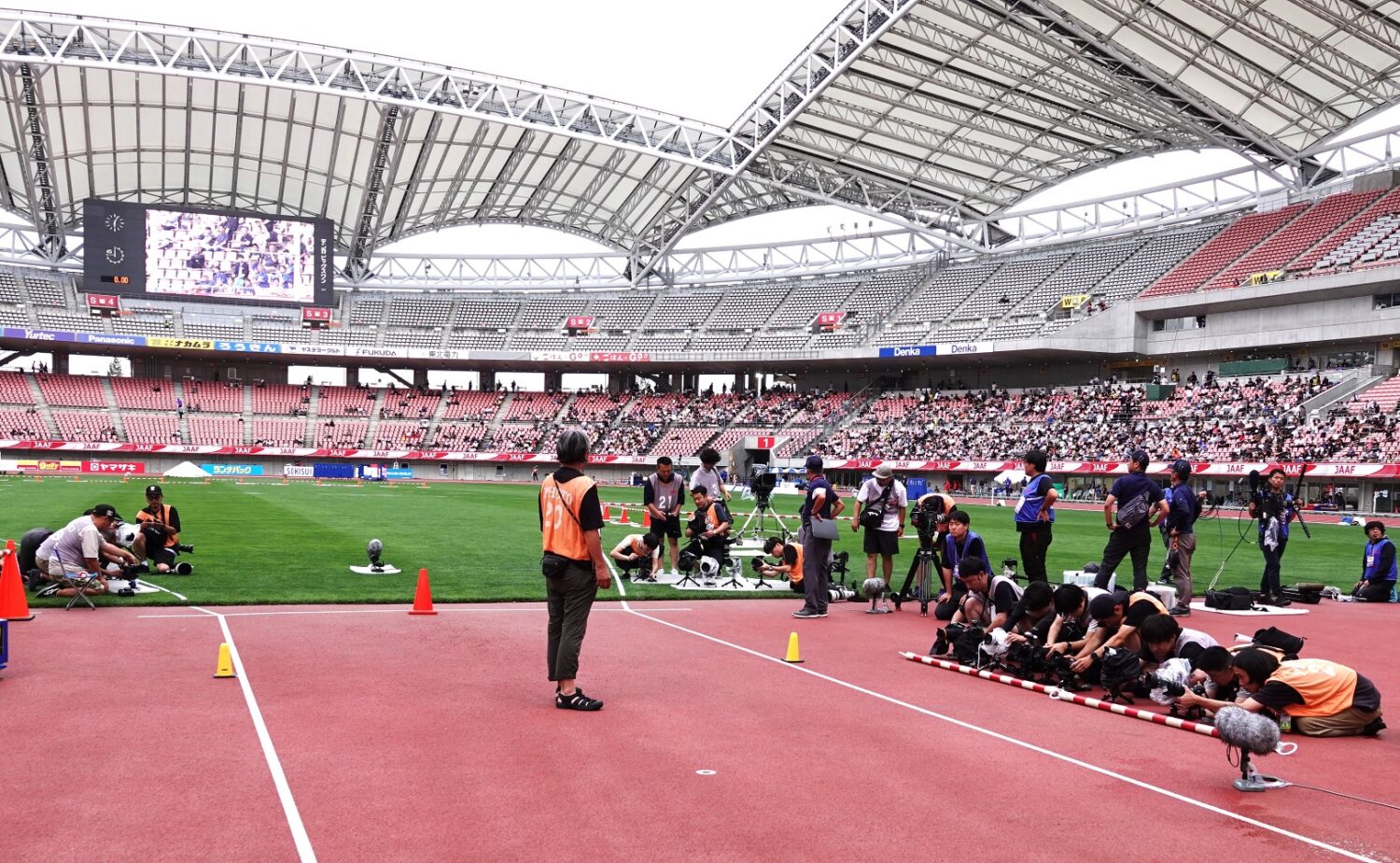 Journal-ONE | 陸上日本選手権の会場となったデンカビッグスワンスタジアム(新潟市)-児玉育美撮影