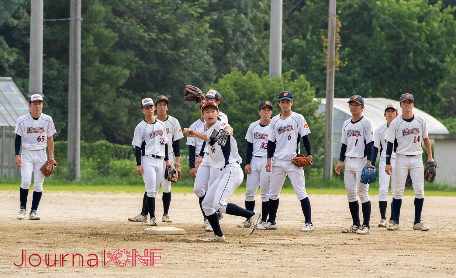JournalーONE | 大学野球 早朝から元気に練習する和歌山大学野球部の選手たち-JournalーONE撮影