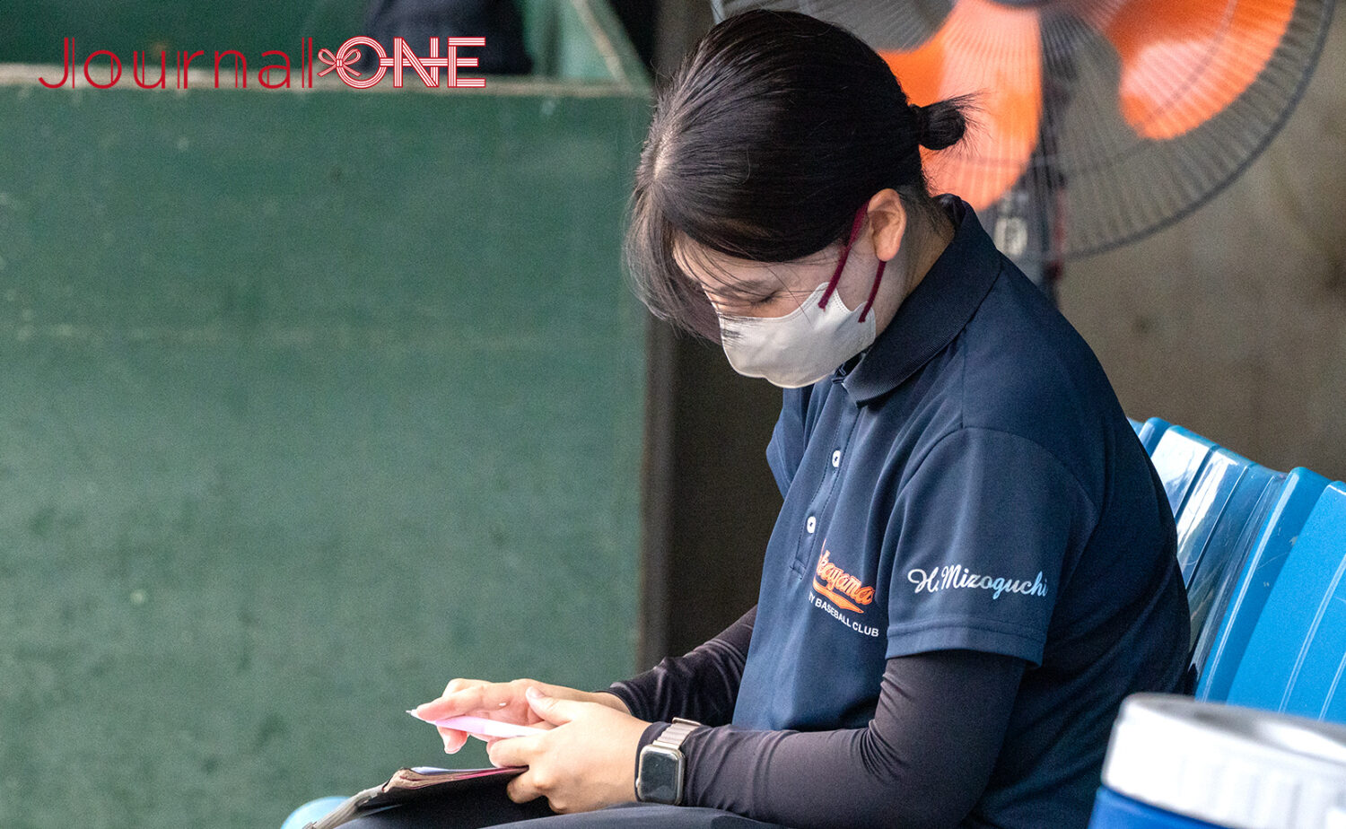 JournalーONE | 和歌山大学野球部の溝口ひなの主務補佐(4年・生野高)はスポーツを支える側として野球部を選んだ-JournalーONE撮影