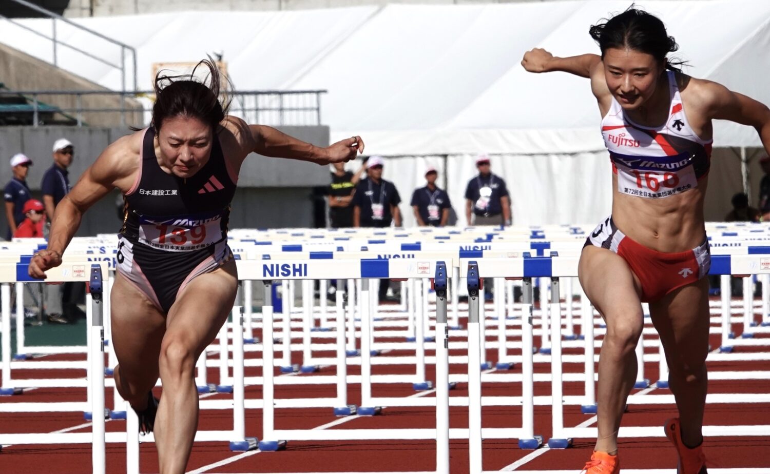 Journal-ONE | 女子100mハードルで優勝した福部真子(左)と2位の田中(右)-児玉育美撮影