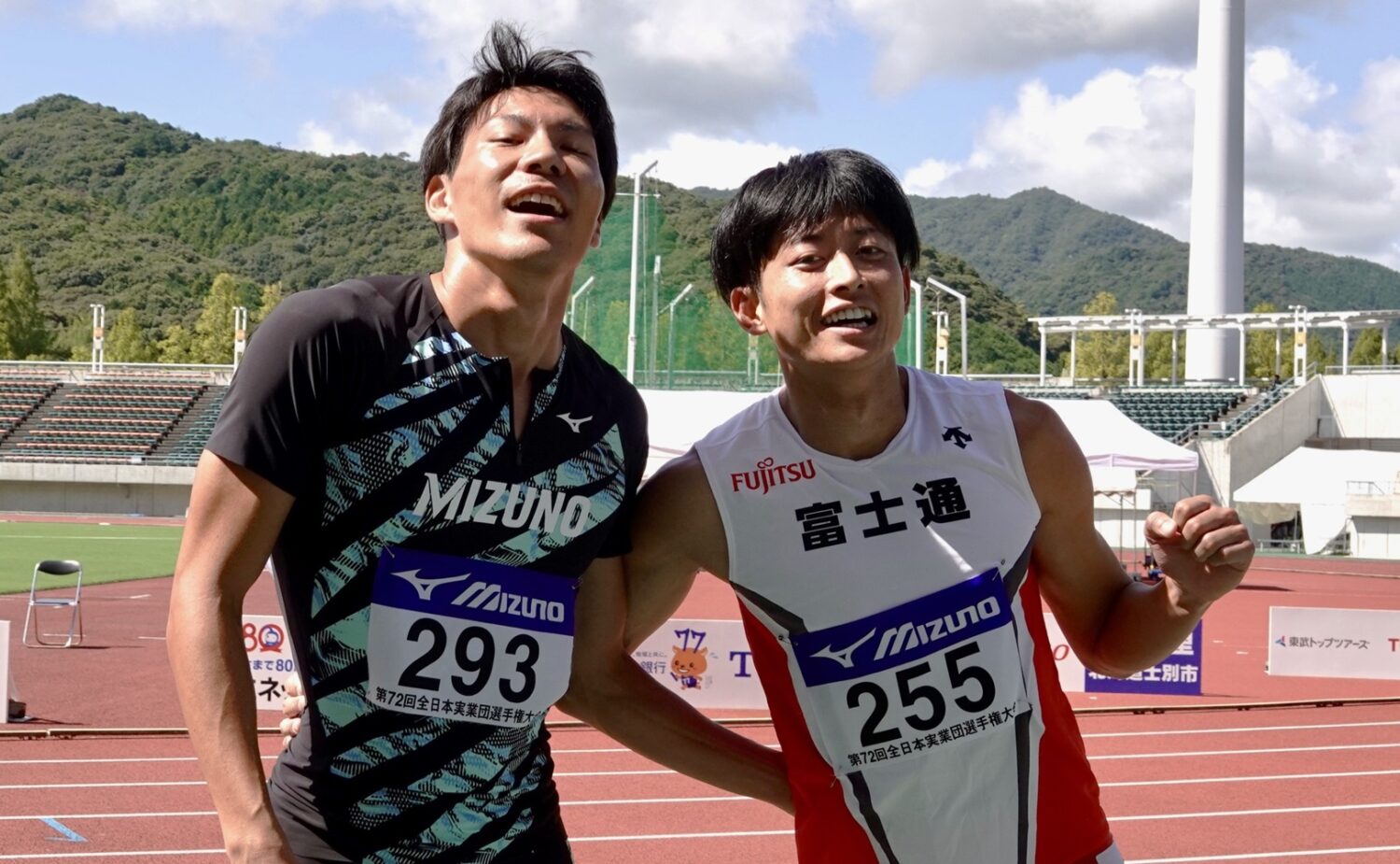 Journal-ONE | 男子200mでワン・ツーを果たした佐藤風雅(左)と佐藤拳太郎(右)-児玉育美撮影