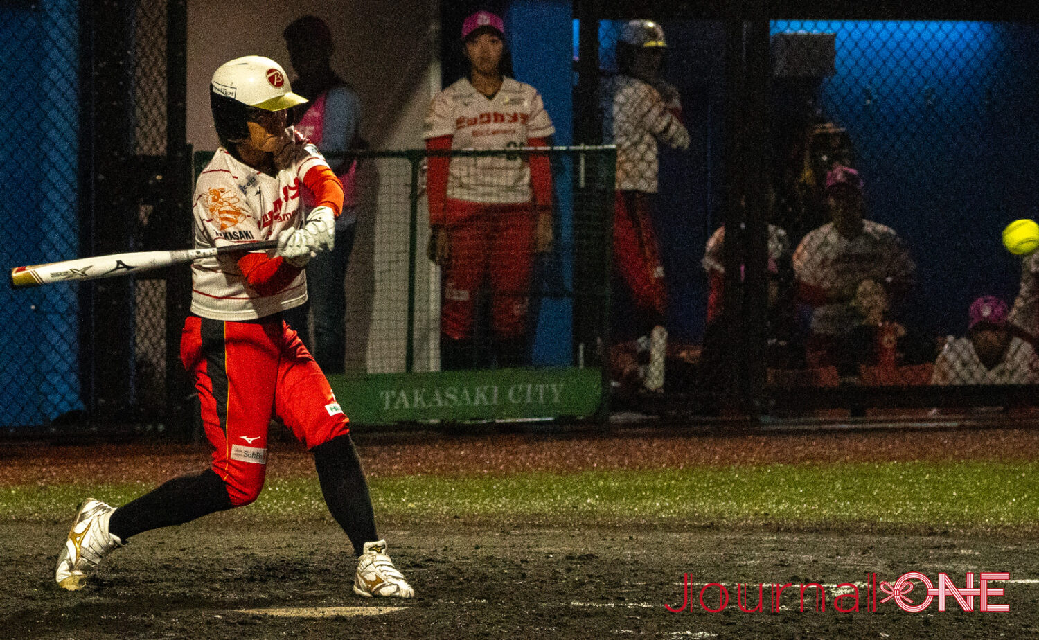 JDリーグ | ビックカメラ高崎vsNECプラットフォームズ 6回裏 先制本塁打を放った藤田倭(ビック)ーJournalーONE撮影