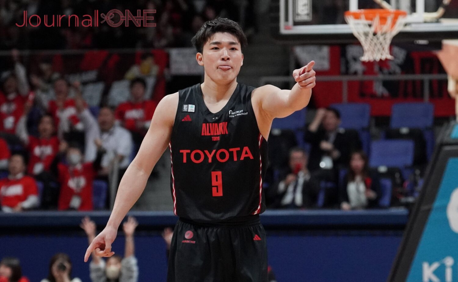 安藤周人選手の得点で主導権を握るA東京-Journal-ONE撮影