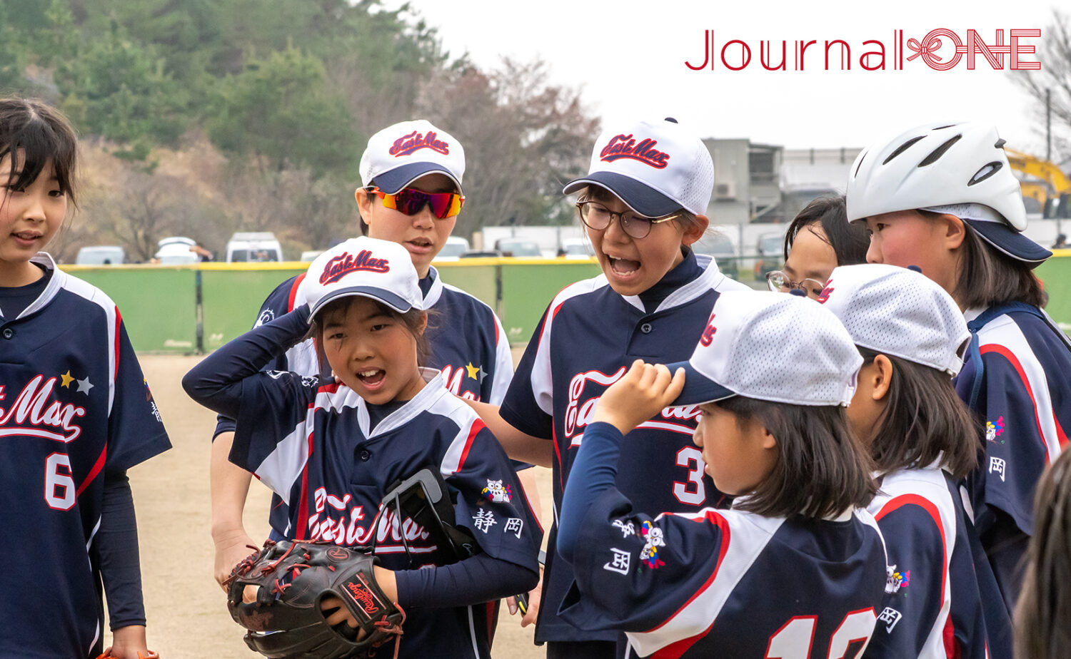 円陣で火が付いた静岡EAST MAX SCの選手たち‐Journal-ONE撮影