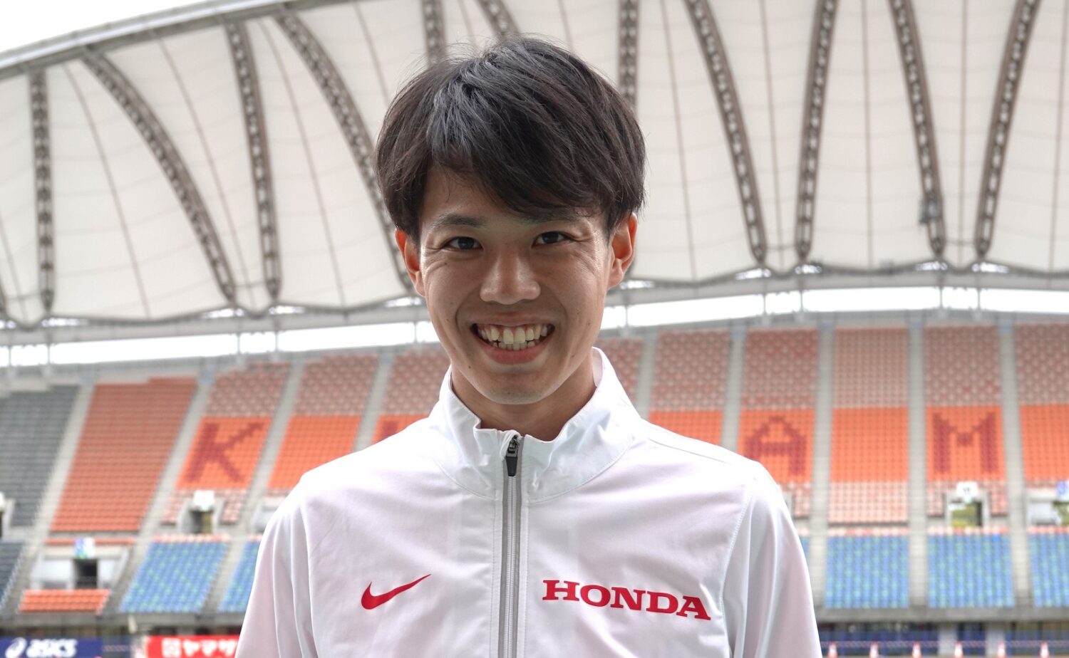 ラスト150mからのスパートで男子5000mを制した森‐児玉育美撮影
