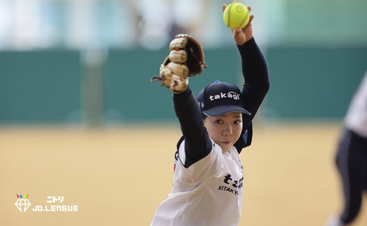 Ayane SHIKANO_TAKAGI Kitakyusyu waterwave_Softball_JDLEAGUE
