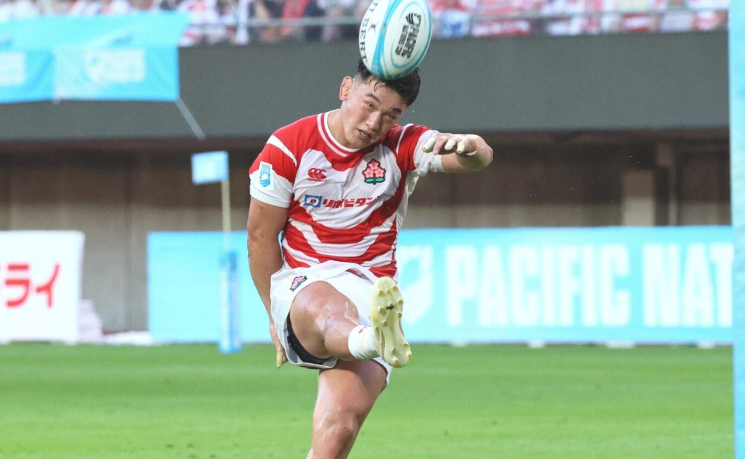 アタックリーダー&キッカーとして勝利に貢献したSO李‐斉藤健仁撮影