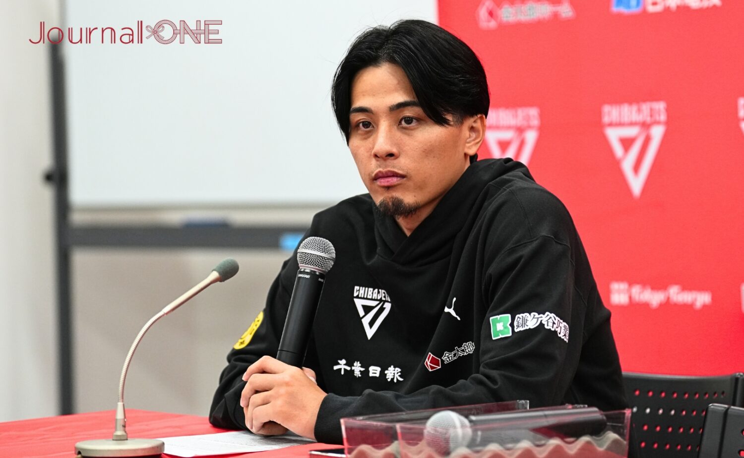 西村のプレーを振り返る富樫勇樹(千葉ジェッツ)-Journal-ONE撮影