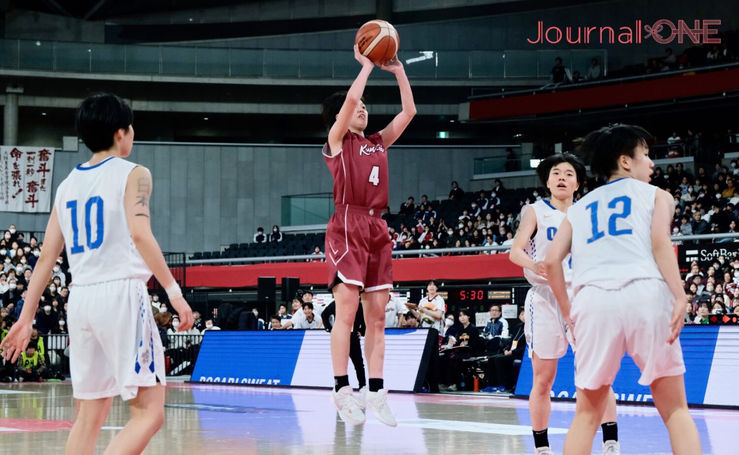 ウィンターカップ決勝で大阪薫英・幡出が3Pを放つ