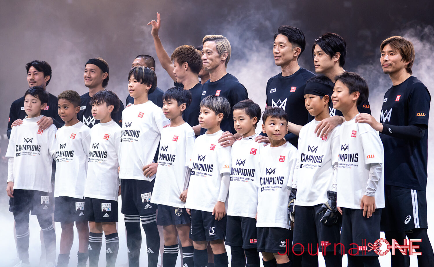 本田圭佑が柿谷、中澤、宇佐美らと小学生相手にガチサッカー